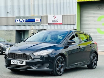 Used Ford Focus 2015 for sale - 75720444: Photo