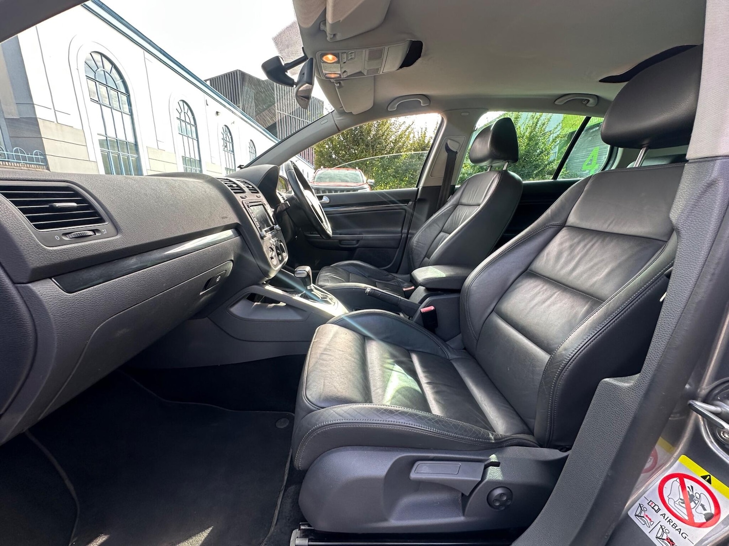 Used Volkswagen Golf 2009 for sale - 77143648: Photo 12