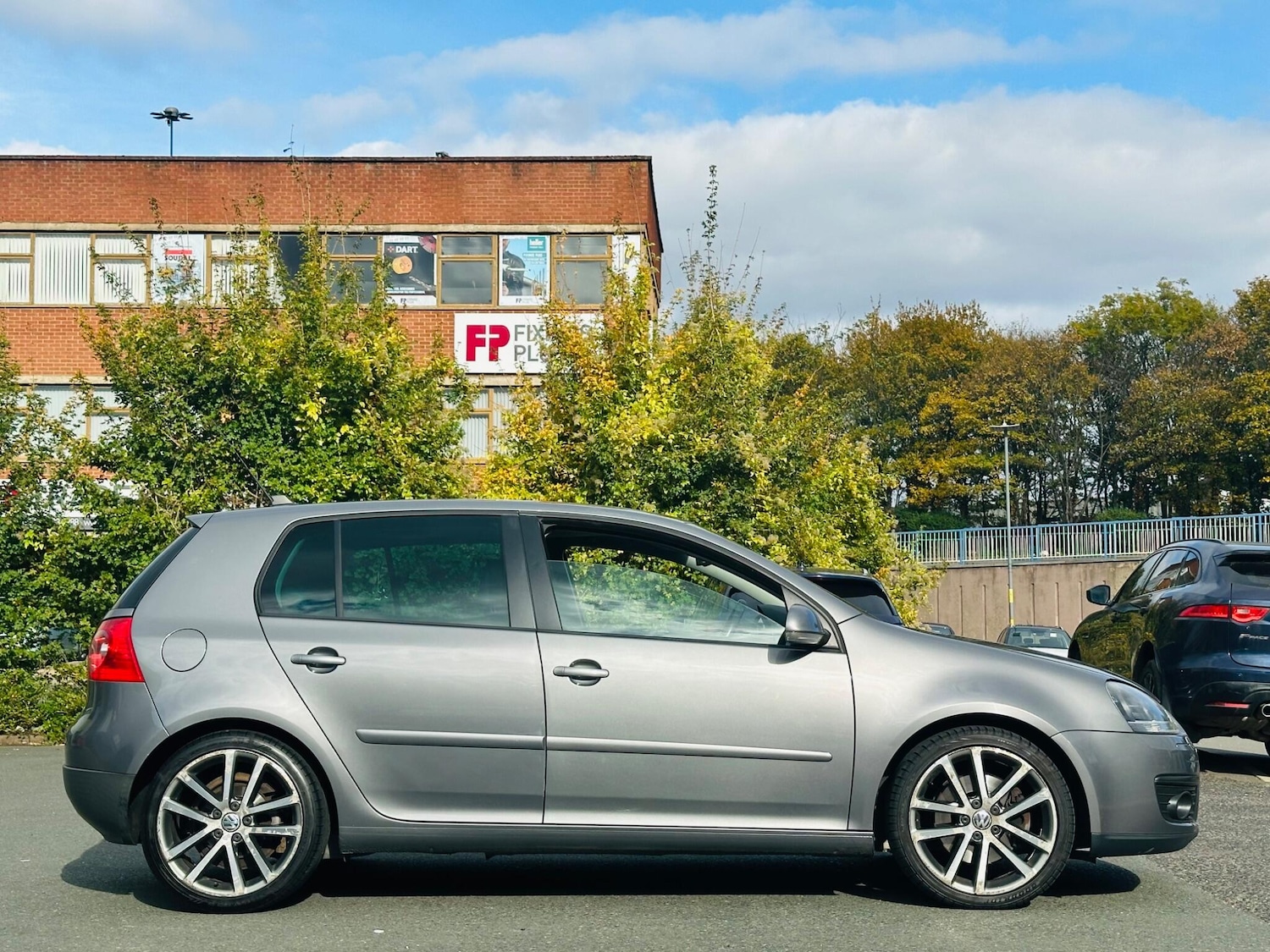 Used Volkswagen Golf 2009 for sale - 77143648: Photo 14