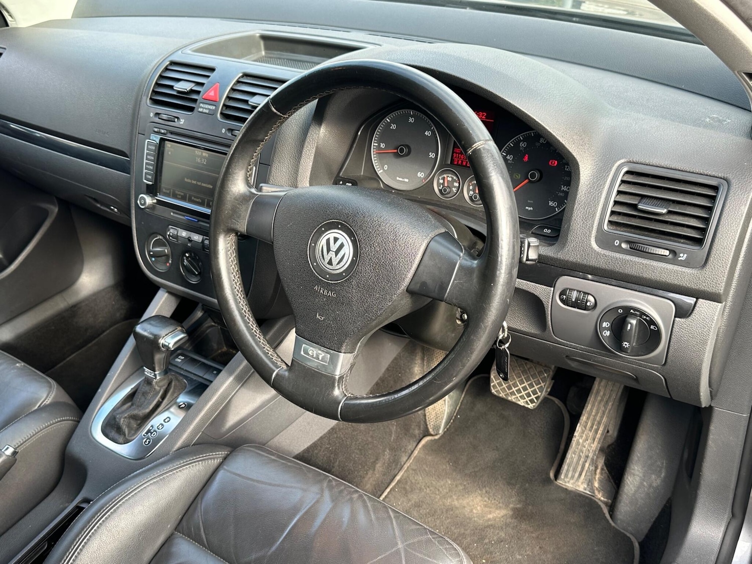 Used Volkswagen Golf 2009 for sale - 77143648: Photo 20