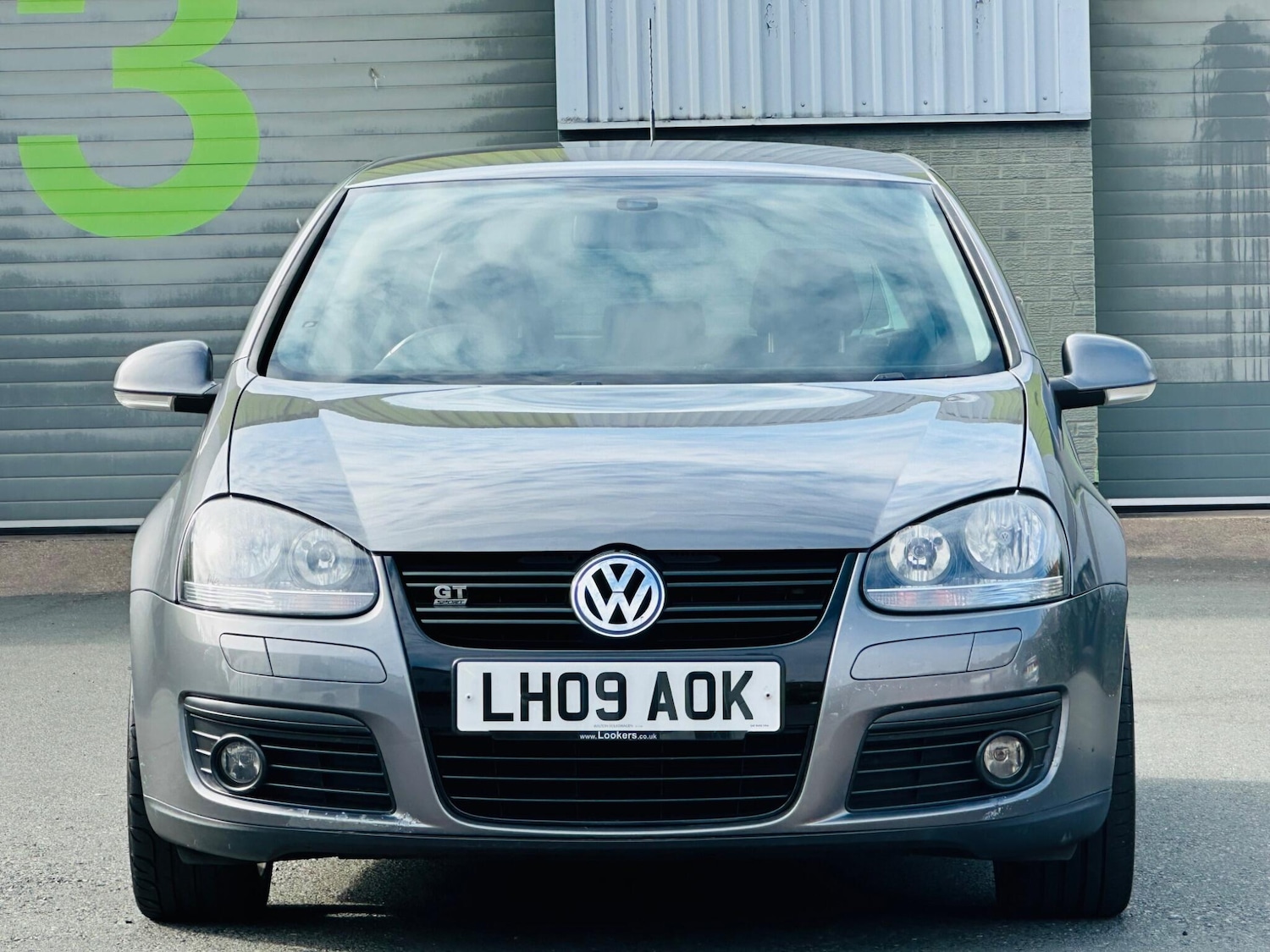 Used Volkswagen Golf 2009 for sale - 77143648: Photo 3