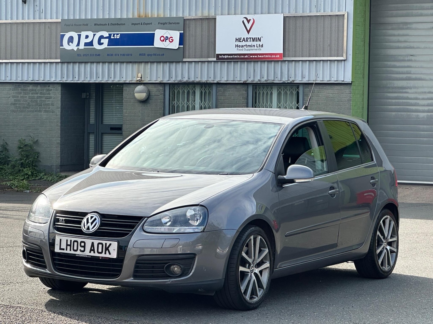 Used Volkswagen Golf 2009 for sale - 77143648: Photo 7