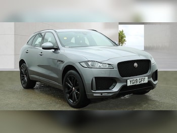 Used Jaguar F-Pace 2019 for sale - 78855306: Photo