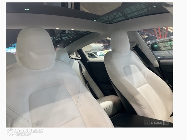 Used Tesla Model 3 2021 for sale - 76073511: Photo 11