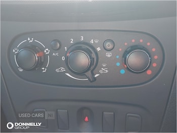 Used Dacia Sandero 2018 for sale - 78385008: Photo