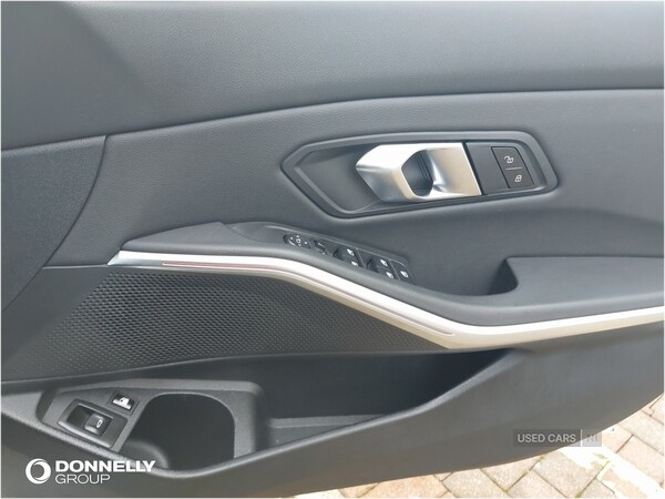 Used BMW 3 Series 2024 for sale - 77315740: Photo 21