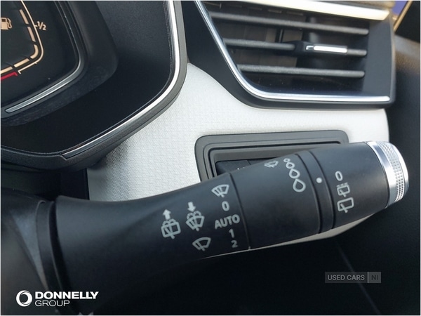 Used Renault Clio 2021 for sale - 76359437: Photo 31