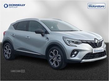 Used Renault Captur 2023 for sale - 76927177: Photo