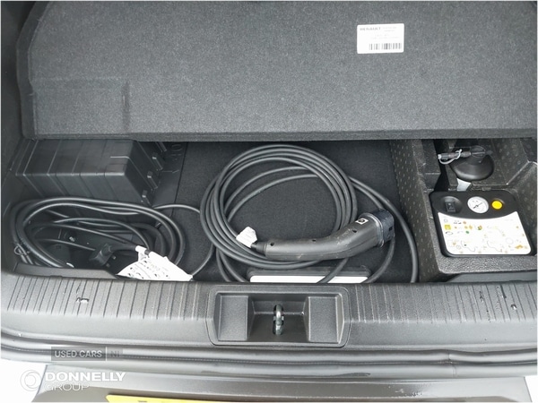 Used Renault Captur 2023 for sale - 76927177: Photo 23