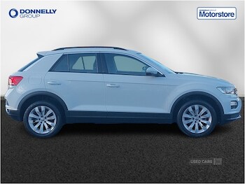 Used Volkswagen T-Roc 2020 for sale - 77204718: Photo