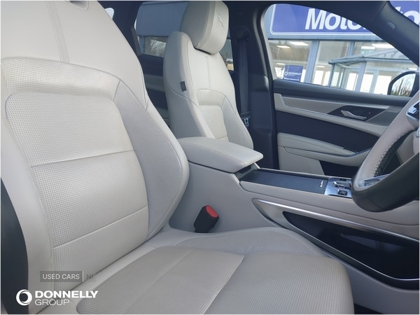 Used Jaguar F-Pace 2023 for sale - 77387880: Photo 40