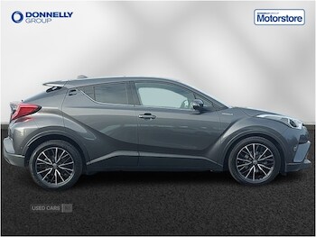 Used Toyota C-HR 2018 for sale - 78128300: Photo