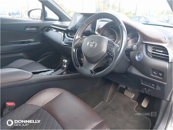 Used Toyota C-HR 2018 for sale - 78128300: Photo