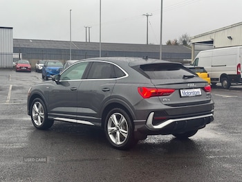 Used Audi Q3 2022 for sale - 76574103: Photo