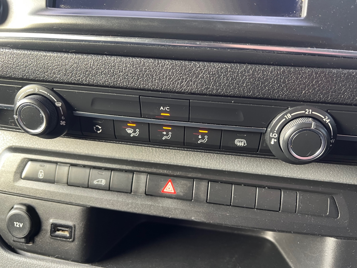 Used Vauxhall Vivaro 2019 for sale - 76662867: Photo 14