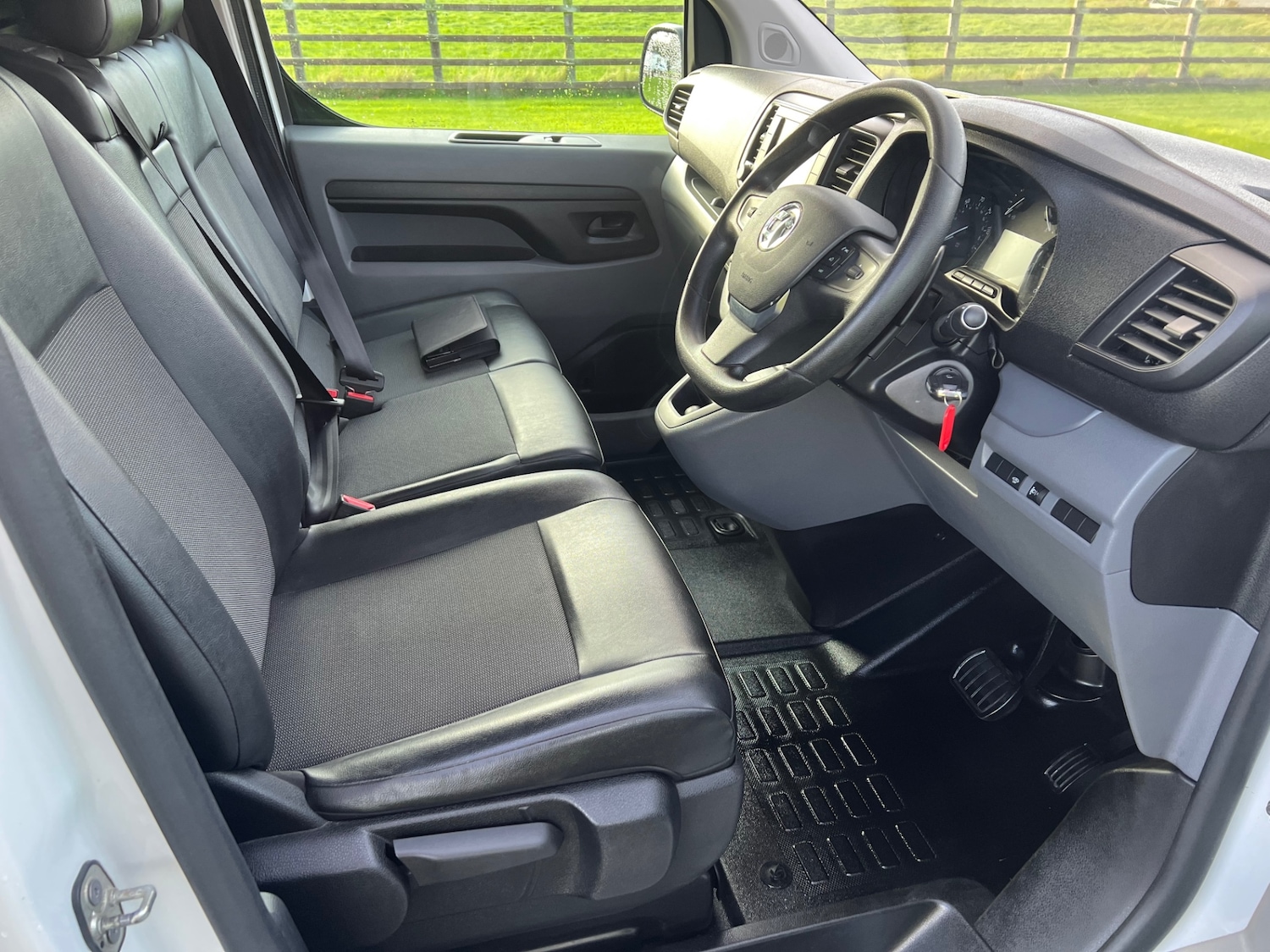 Used Vauxhall Vivaro 2019 for sale - 76662867: Photo 5