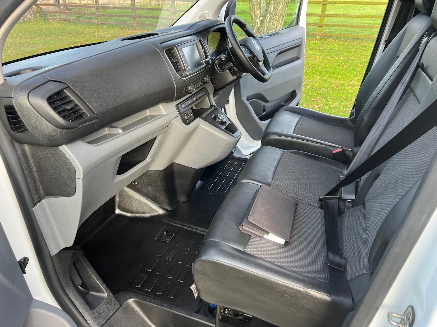 Used Vauxhall Vivaro 2019 for sale - 76662867: Photo 6