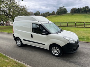 Used Vauxhall Combo 2018 for sale - 75899748: Photo