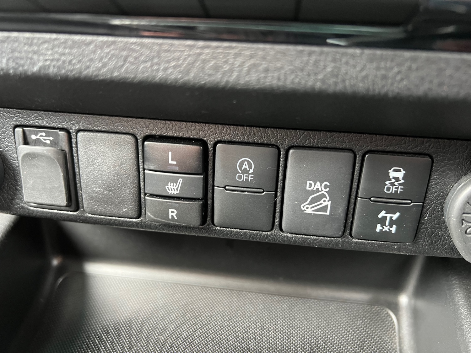 Used Toyota Hilux 2021 for sale - 77756921: Photo 17