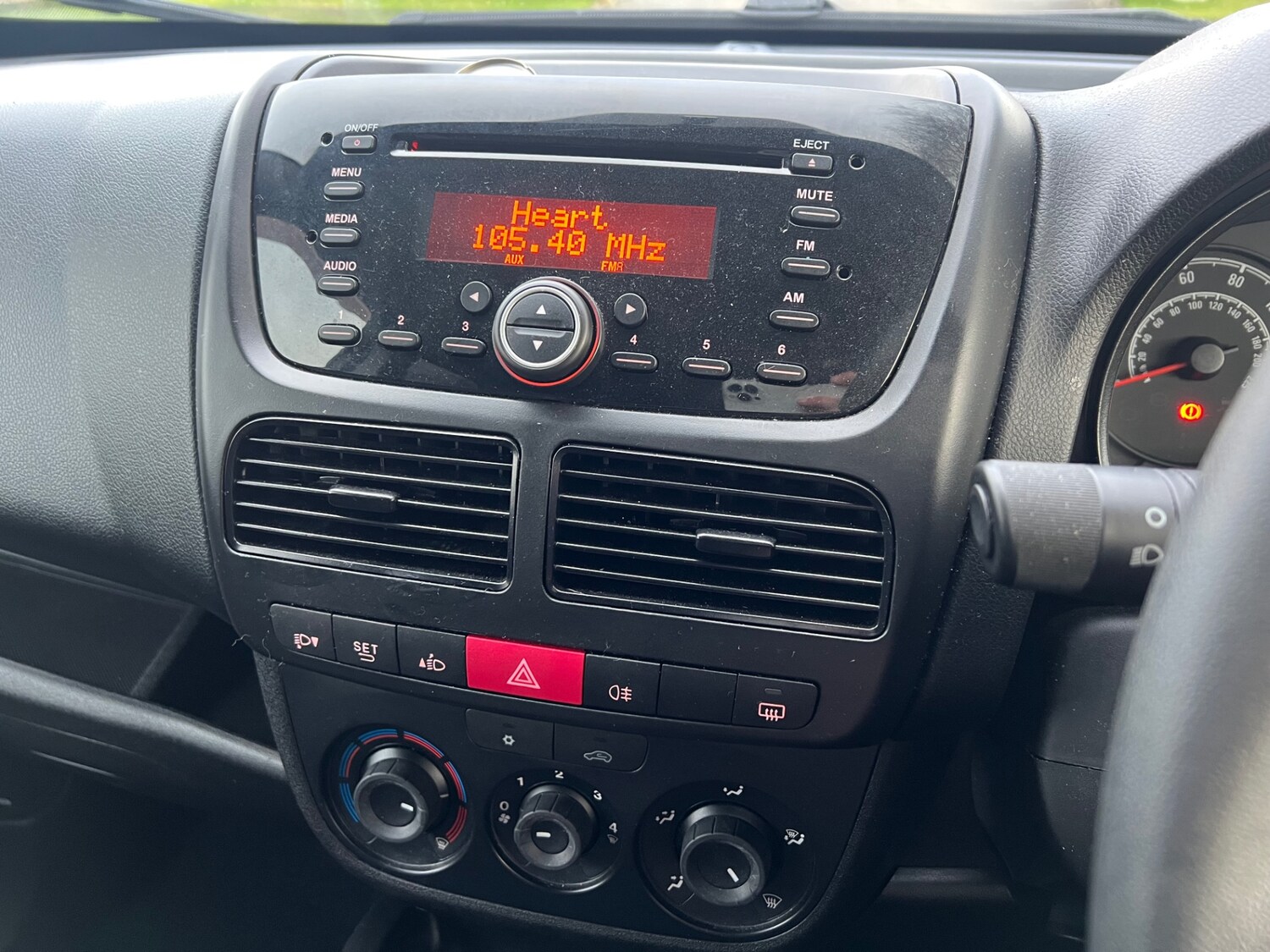 Used Vauxhall Combo 2018 for sale - 77661881: Photo 10