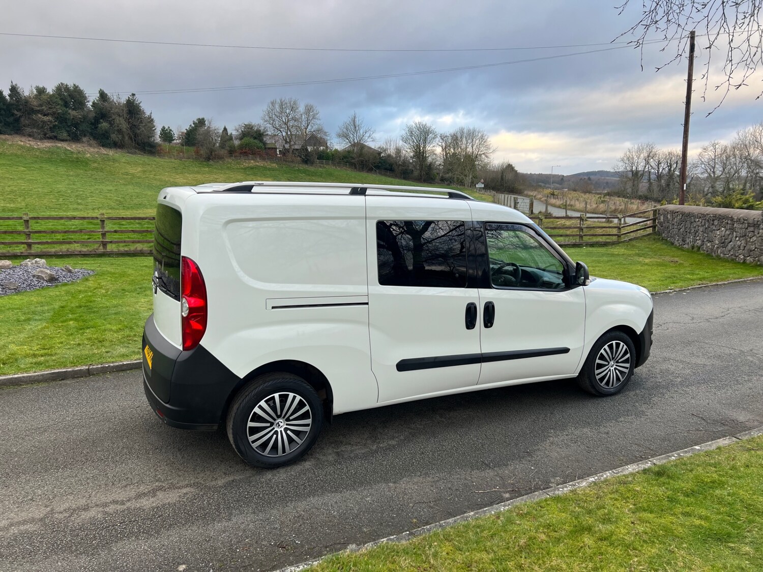 Used Vauxhall Combo 2018 for sale - 77661881: Photo 3