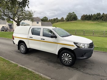Used Toyota Hilux 2019 for sale - 79719673: Photo