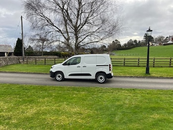 Used Citroen Berlingo 2024 for sale - 79436178: Photo