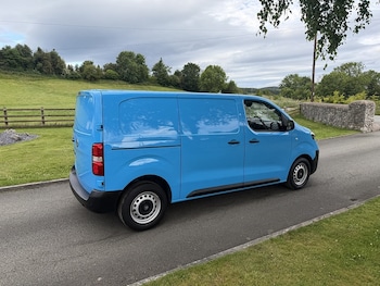 Used Vauxhall Vivaro 2024 for sale - 79436328: Photo