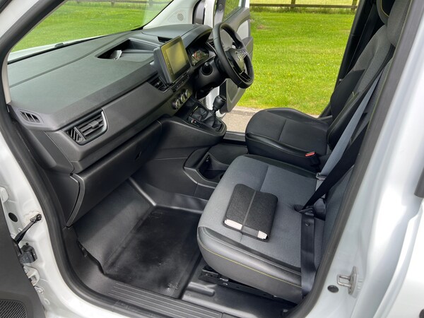 Used Renault Kangoo 2023 for sale - 74987998: Photo 6