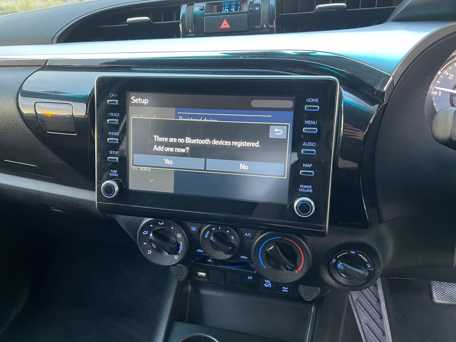 Used Toyota Hilux 2023 for sale - 76397202: Photo 13