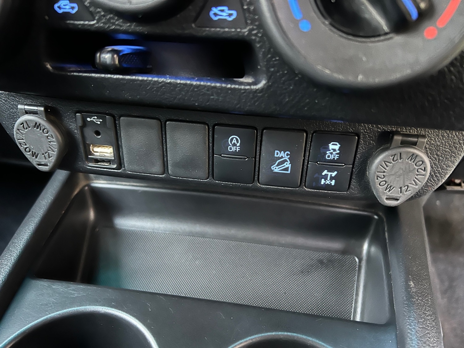 Used Toyota Hilux 2023 for sale - 76397202: Photo 16