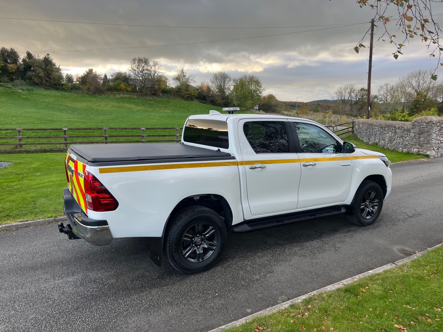Used Toyota Hilux 2023 for sale - 76397202: Photo 3