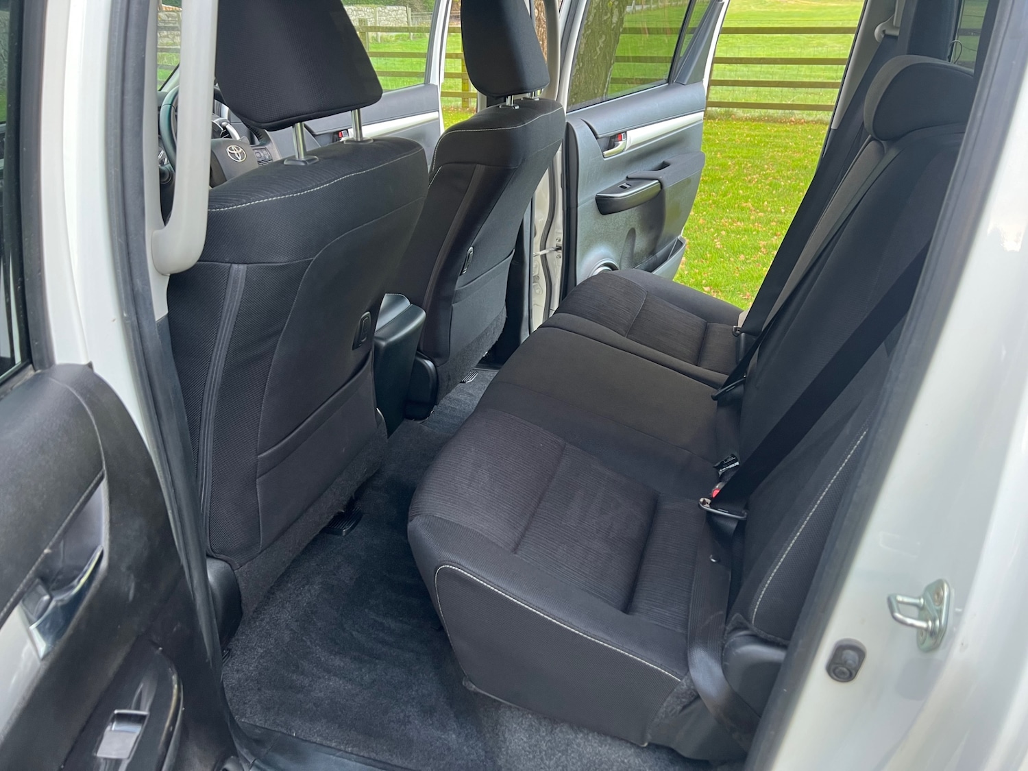 Used Toyota Hilux 2023 for sale - 76397202: Photo 7