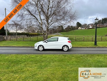 Used Ford Fiesta 2020 for sale - 79436330: Photo