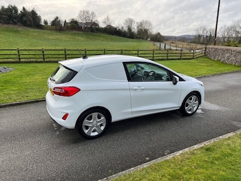 Used Ford Fiesta 2020 for sale - 79436330: Photo