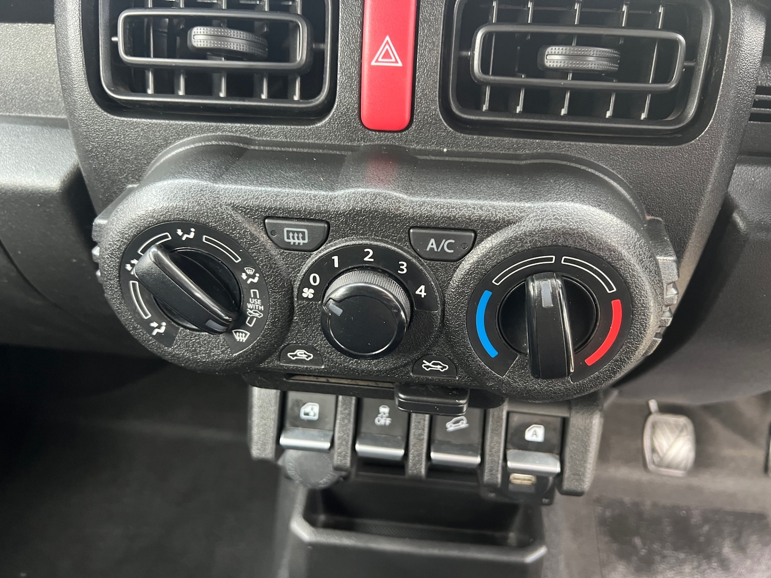 Used Suzuki Jimny 2021 for sale - 76726047: Photo 10