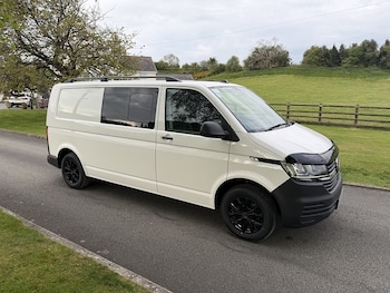 Used Volkswagen Transporter 2021 for sale - 79436241: Photo