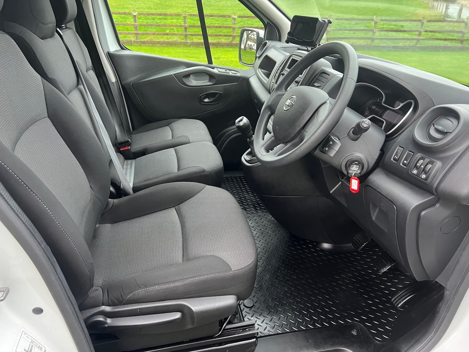 Used Nissan NV300 2021 for sale - 76987132: Photo 5