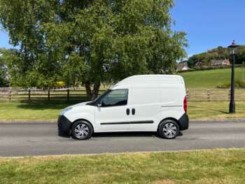 Used Vauxhall Combo 2018 for sale - 74749184: Photo