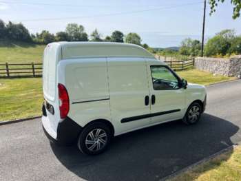 Used Vauxhall Combo 2018 for sale - 74749184: Photo
