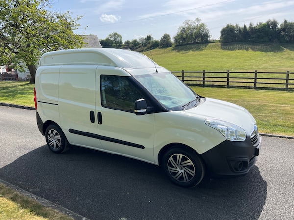 Used Vauxhall Combo 2018 for sale - 74749184: Photo 5
