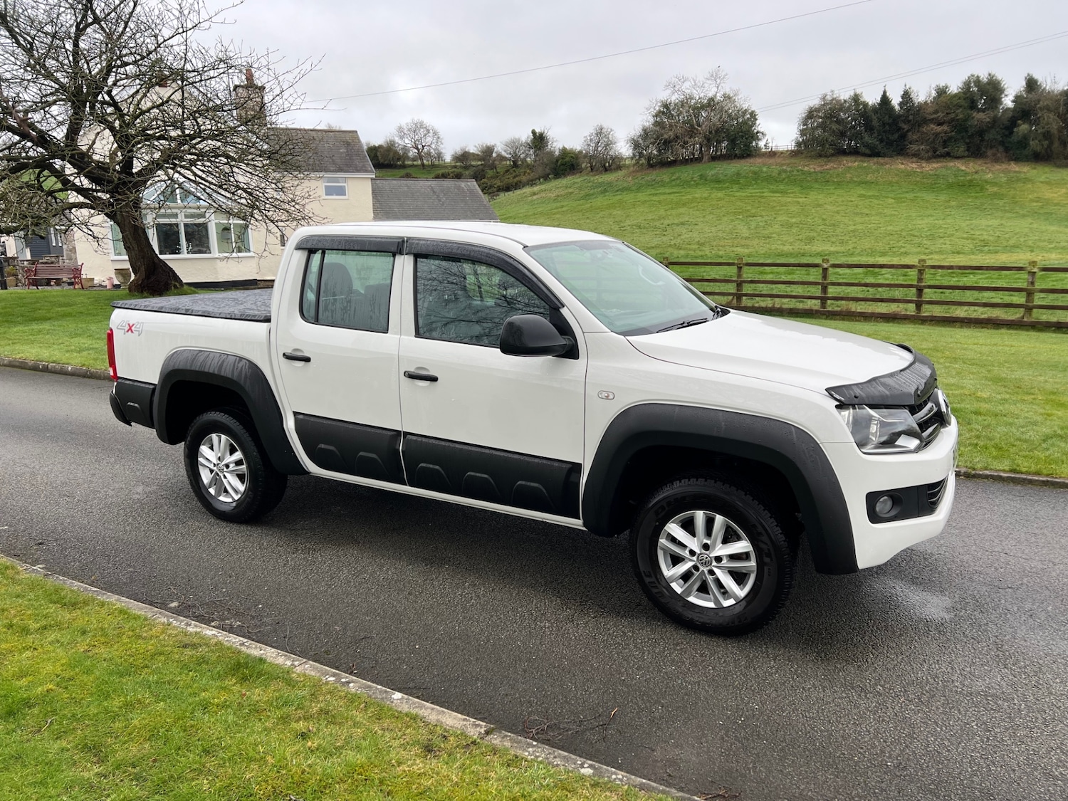 Used Volkswagen Amarok 2015 for sale - 77782017: Photo 4