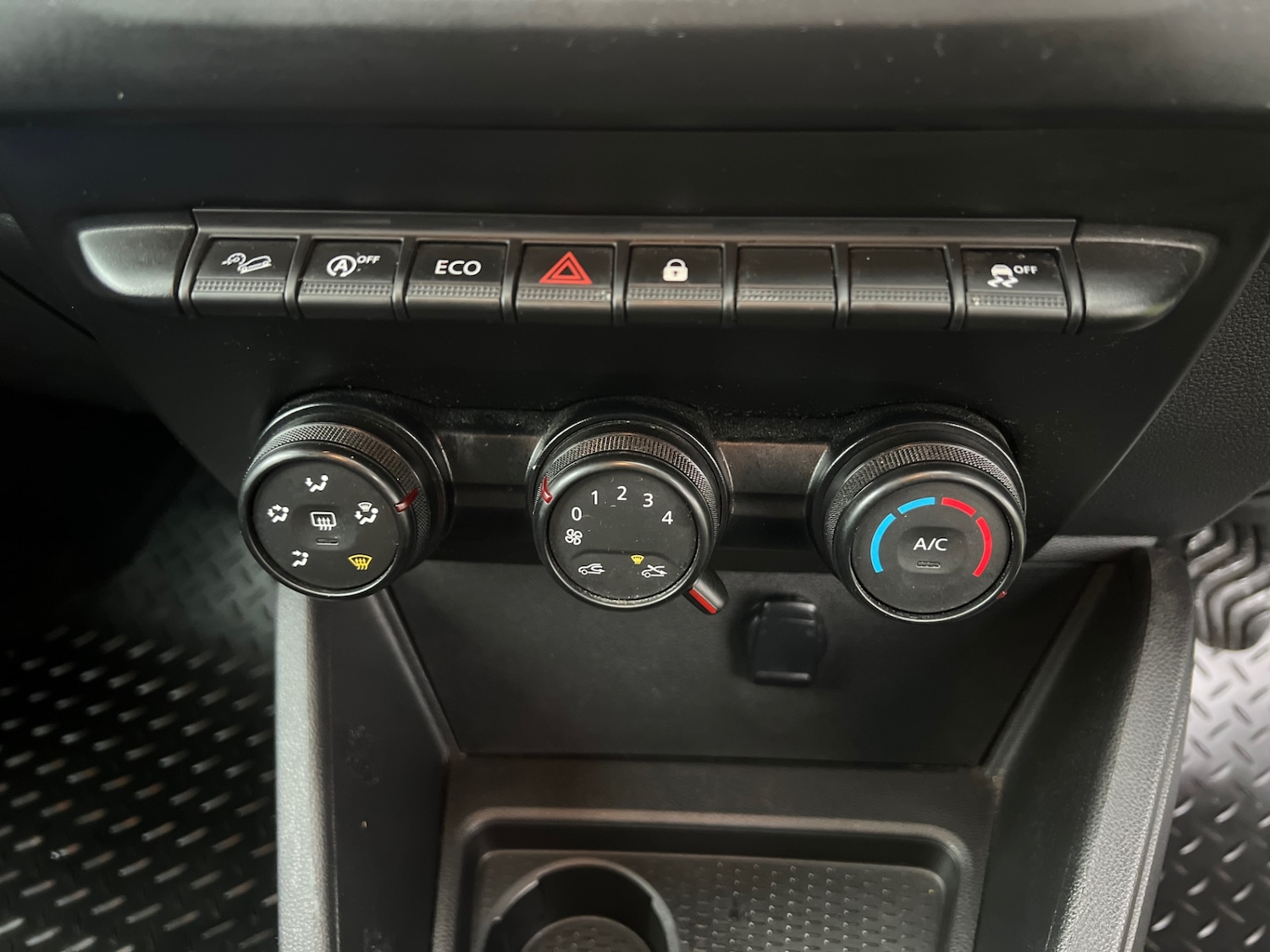 Used Dacia Duster 2022 for sale - 76987130: Photo 10