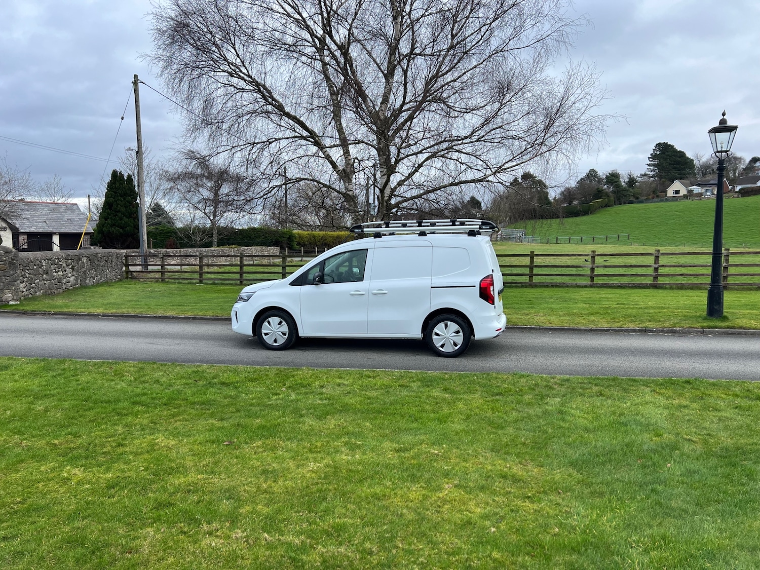 Used Nissan Other 2023 for sale - 77721587: Photo 2