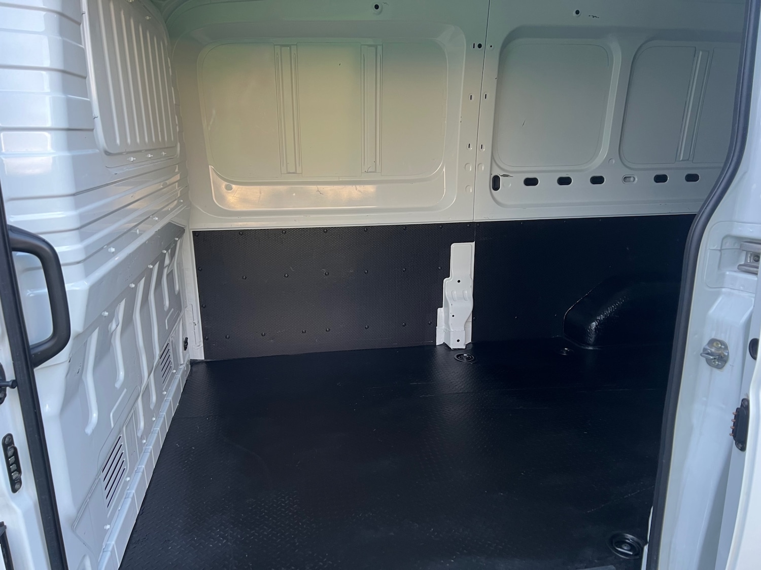 Used Maxus Deliver 9 2023 for sale - 76431140: Photo 16