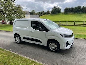 Used Vauxhall Combo 2024 for sale - 79436340: Photo