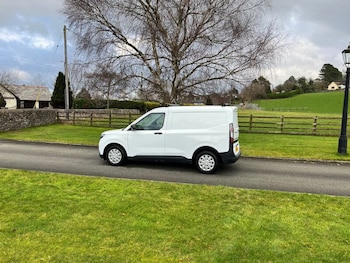 Used Ford Transit Courier 2024 for sale - 78507849: Photo