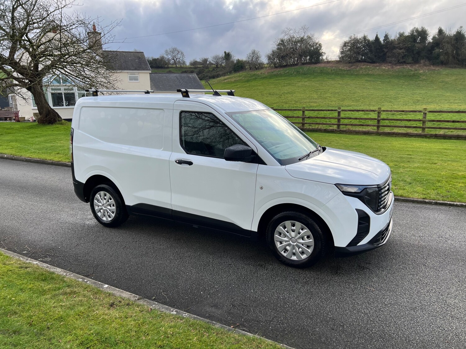 Used Ford Transit Courier 2024 for sale - 77500696: Photo 4