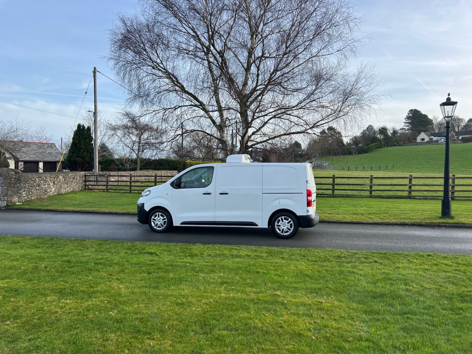 Used Vauxhall Vivaro 2021 for sale - 77629115: Photo 2