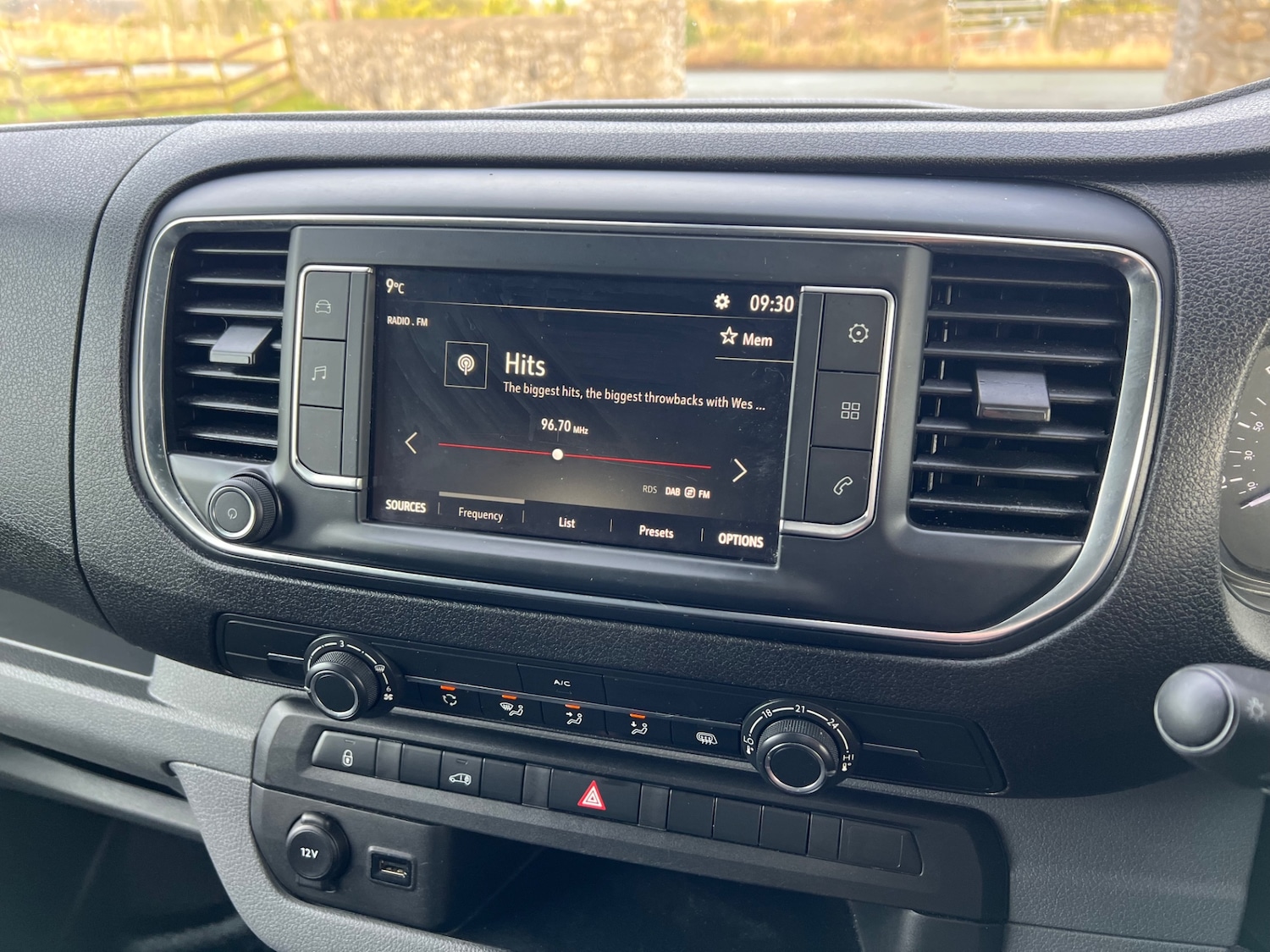 Used Vauxhall Vivaro 2021 for sale - 77629115: Photo 9